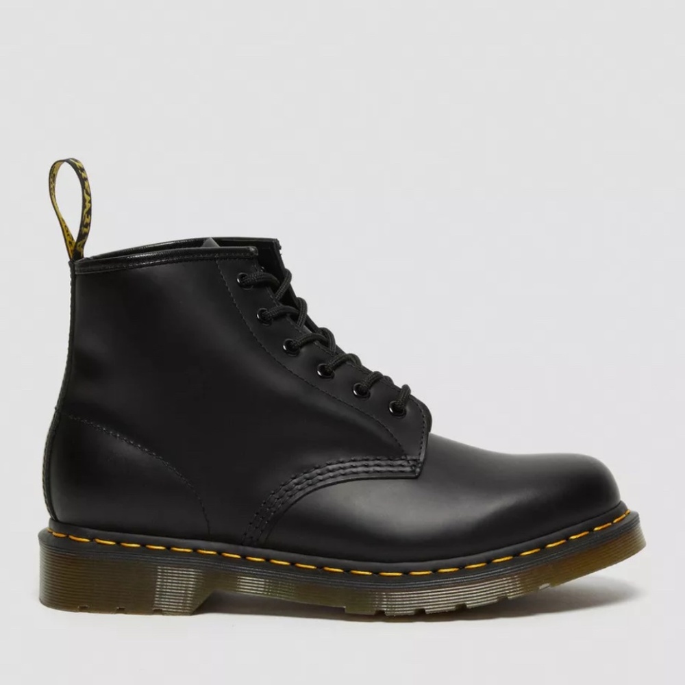 101 Yellow Stitch Smooth Leather Ankle Boot